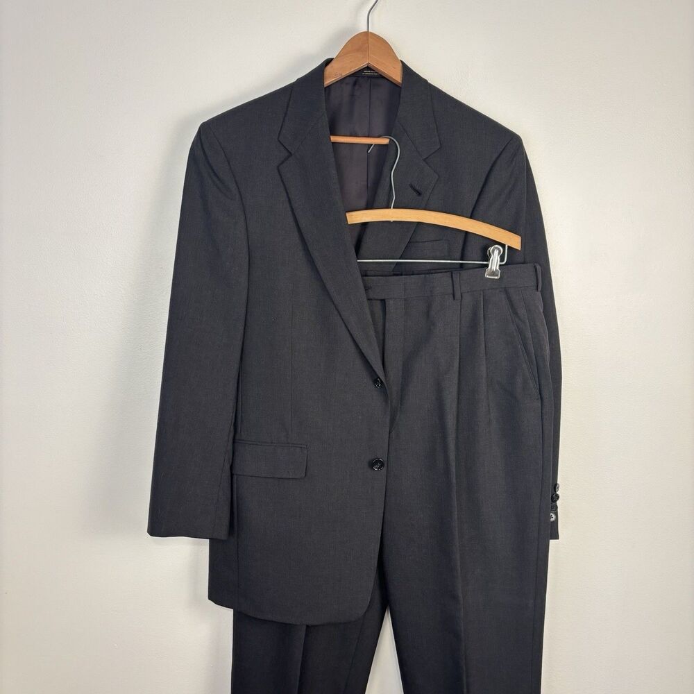 Hart Schaffner Marx Mens 41L 2 Piece Suit Pleated Cuffed Dark Gray Wool Woolmark